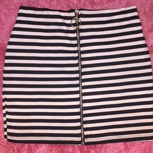 b&w pencil skirt